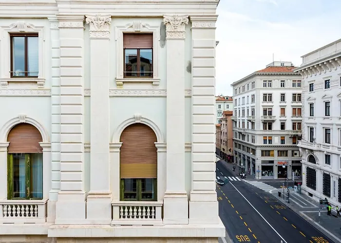 Joivy Premium Apartments - Trieste Mazzini